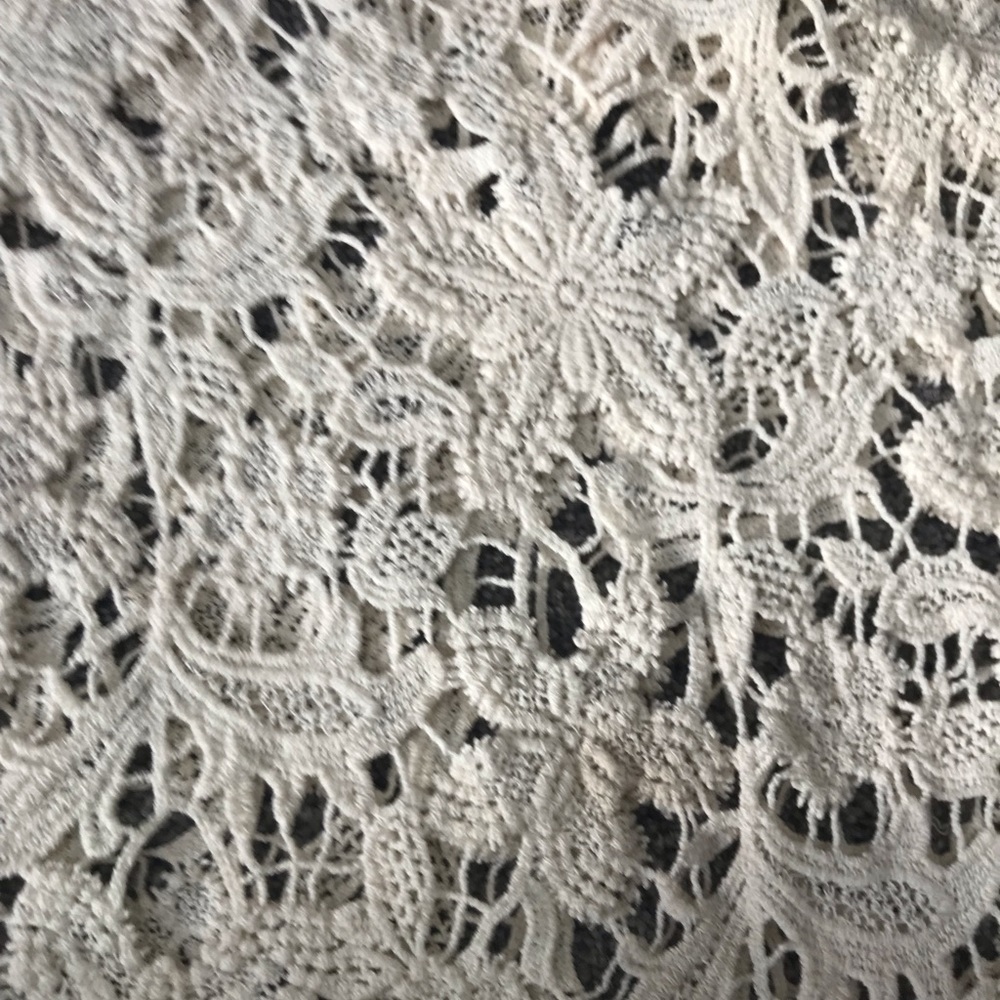 Knitted top.